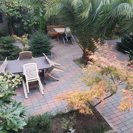 Guesthouse 97 In Batumi Dış mekan fotoğraf