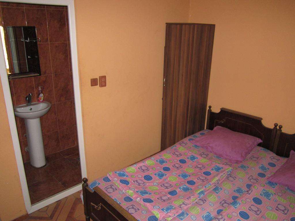 Guesthouse 97 In Batumi Dış mekan fotoğraf