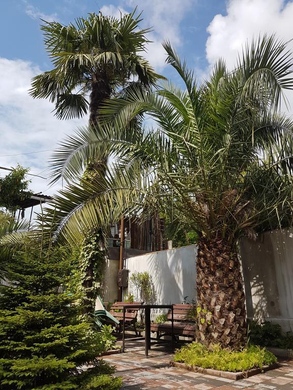 Guesthouse 97 In Batumi Dış mekan fotoğraf