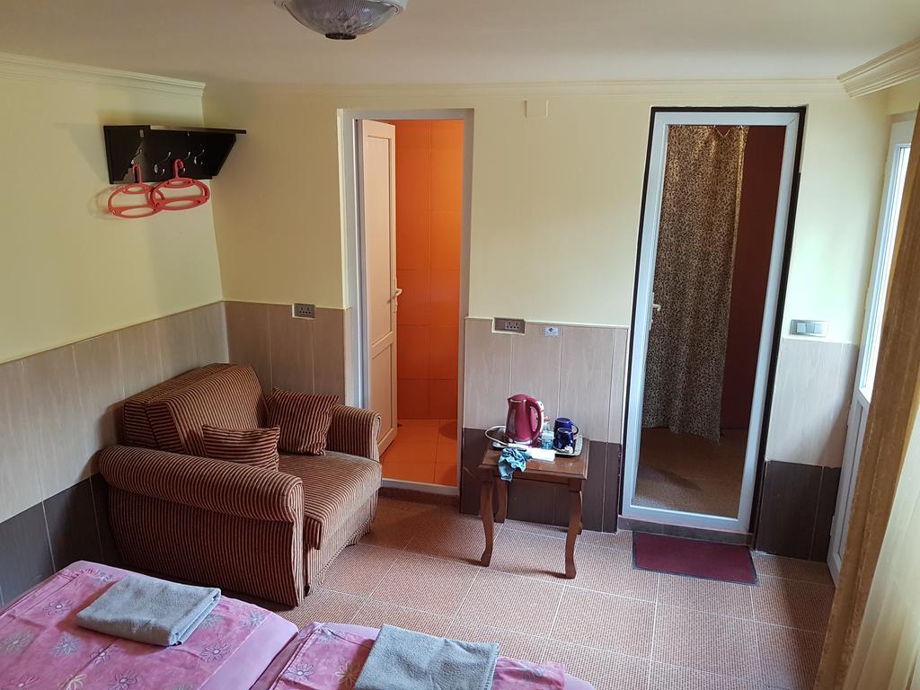 Guesthouse 97 In Batumi Dış mekan fotoğraf